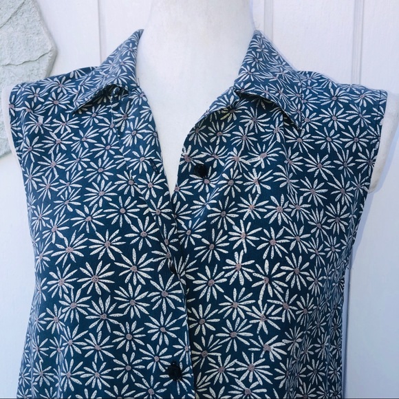 Silk blouse daisy print button down sleeveless vintage women’s small EUC - Picture 2 of 12